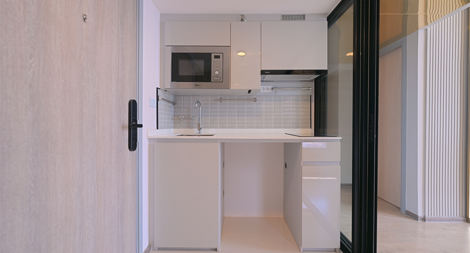 À vendre 1 chambre condo à Huai Khwang, Bangkok