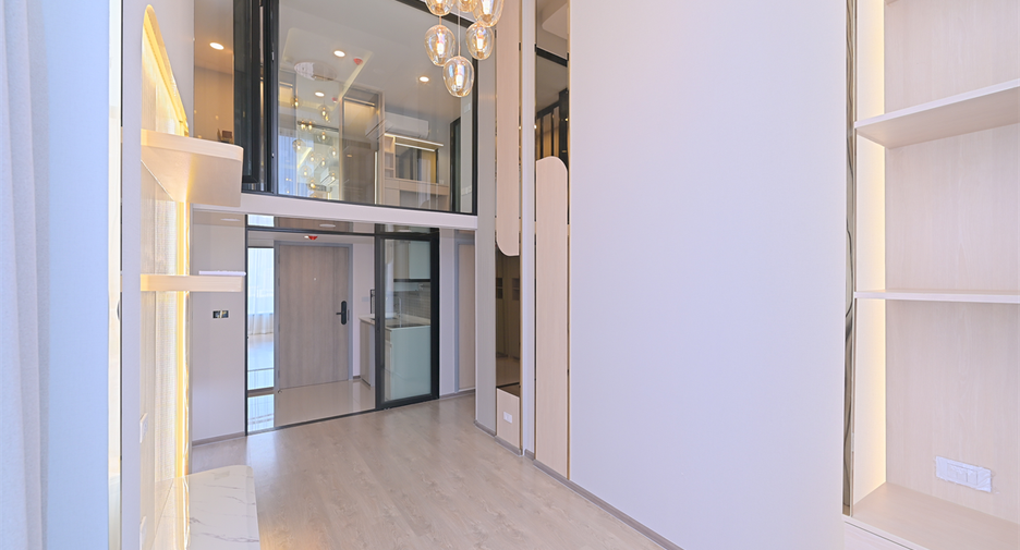 À vendre 1 chambre condo à Huai Khwang, Bangkok