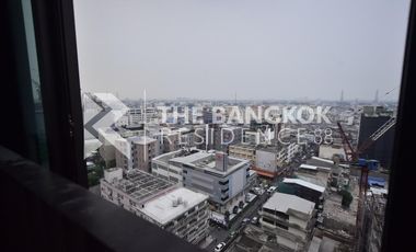 À vendre 1 chambre condo à Huai Khwang, Bangkok