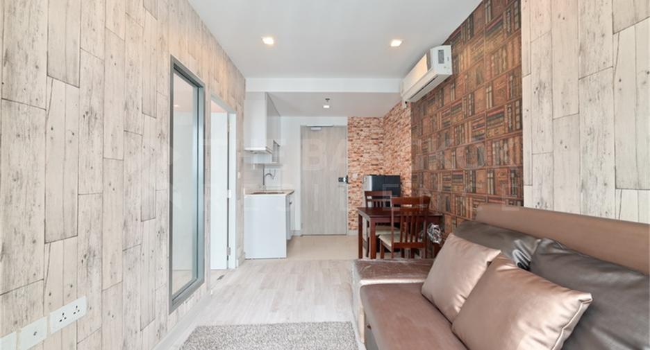 À vendre 1 chambre condo à Huai Khwang, Bangkok