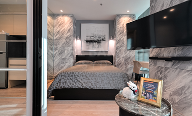 For sale 1 Beds condo in Huai Khwang, Bangkok