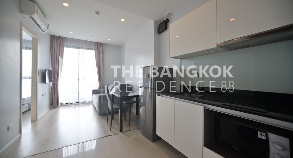 For sale 1 bed condo in Huai Khwang, Bangkok