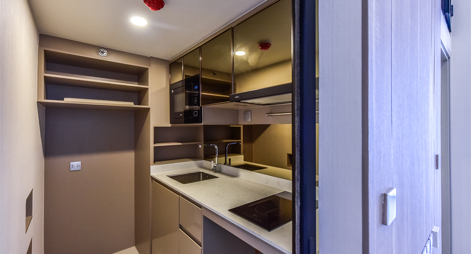 For sale 1 bed condo in Ratchathewi, Bangkok
