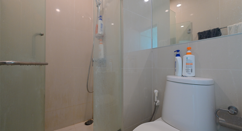 For sale 1 Beds condo in Huai Khwang, Bangkok