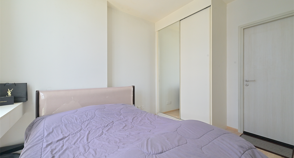 For sale 1 Beds condo in Huai Khwang, Bangkok