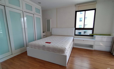 For sale 2 bedrooms condo in Phaya Thai, Bangkok