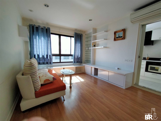 For sale 2 bedrooms condo in Phaya Thai, Bangkok