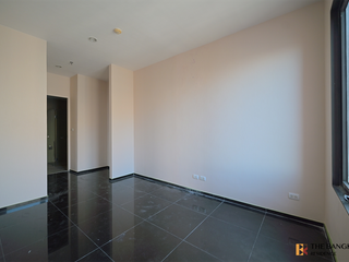For sale 5 bedrooms condo in Watthana, Bangkok