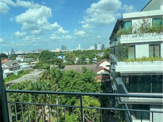 For sale 1 bed condo in Phaya Thai, Bangkok