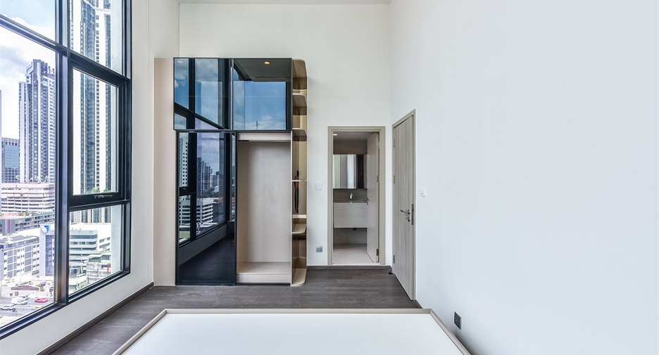 For sale 2 bedrooms condo in Ratchathewi, Bangkok