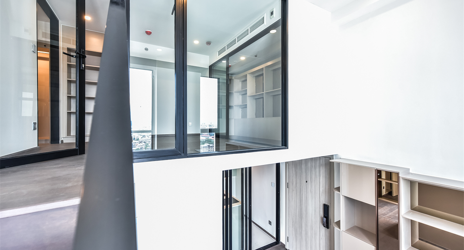 For sale 2 bedrooms condo in Ratchathewi, Bangkok