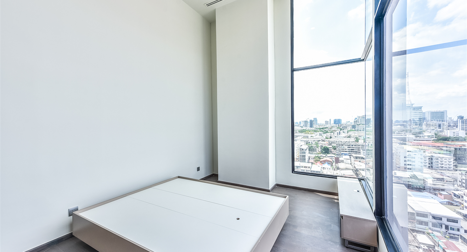 For sale 2 bedrooms condo in Ratchathewi, Bangkok