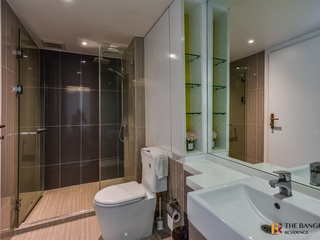 For sale 2 bedrooms condo in Phaya Thai, Bangkok