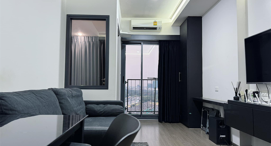 For sale 1 bed condo in Phaya Thai, Bangkok