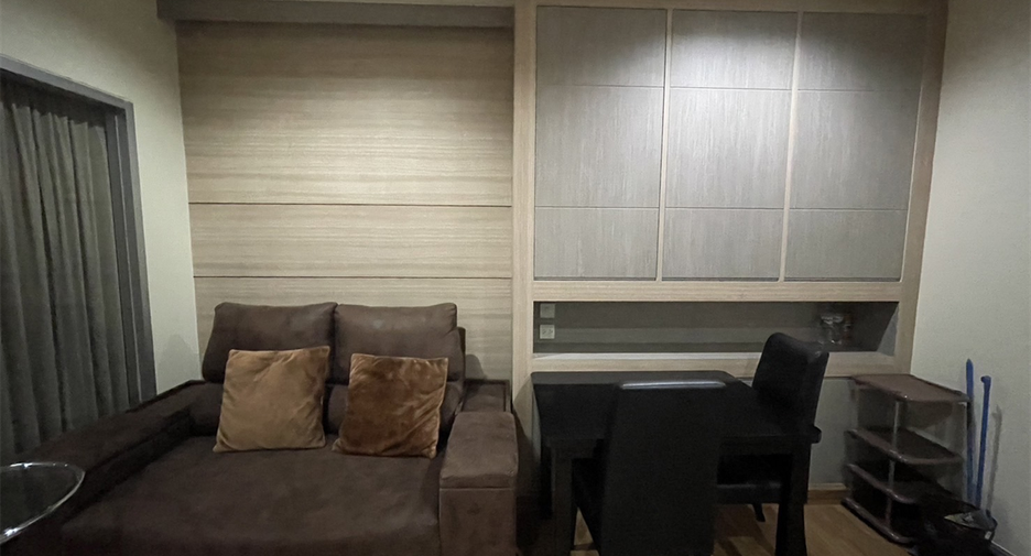 Wohnung zum Kauf mit 1 Zimmer in Pathum Wan, Bangkok