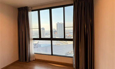 Condo en venta de 2 habitaciones en Bang Sue, Bangkok