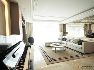 For sale 3 bedrooms condo in Phaya Thai, Bangkok