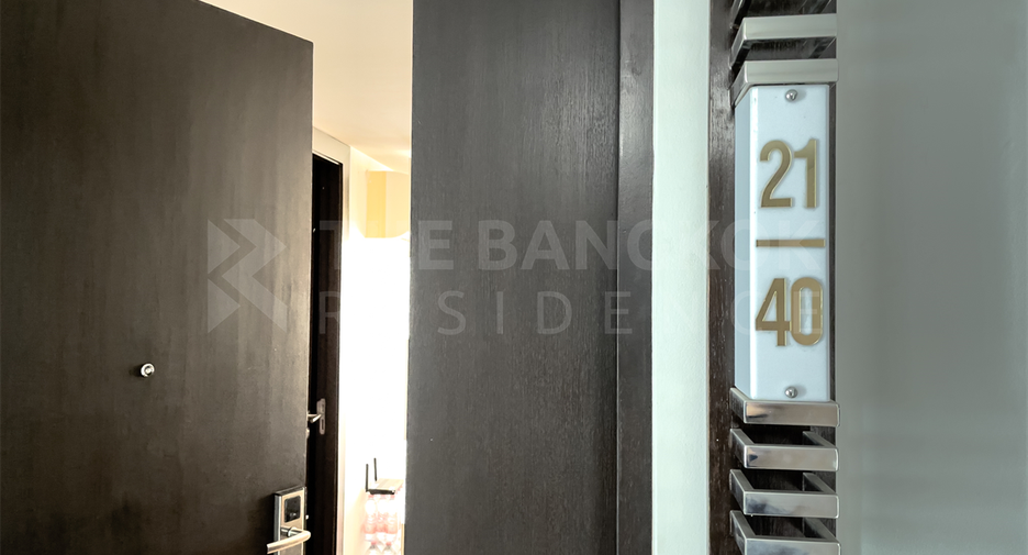 For sale 2 bedrooms condo in Phaya Thai, Bangkok