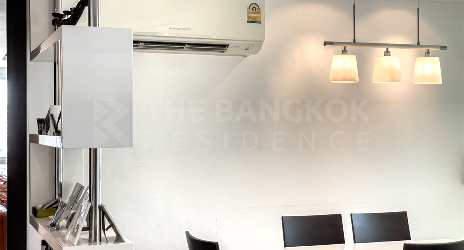 For sale 2 bedrooms condo in Phaya Thai, Bangkok
