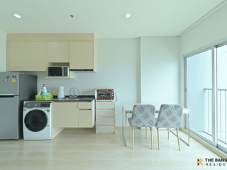 For sale 2 bedrooms condo in Huai Khwang, Bangkok