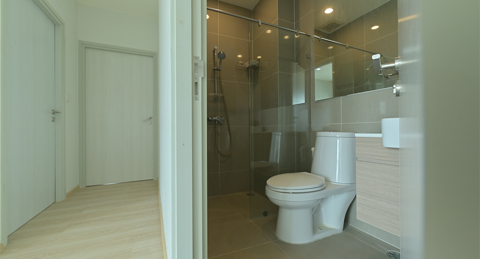 À vendre 2 chambres condo à Huai Khwang, Bangkok