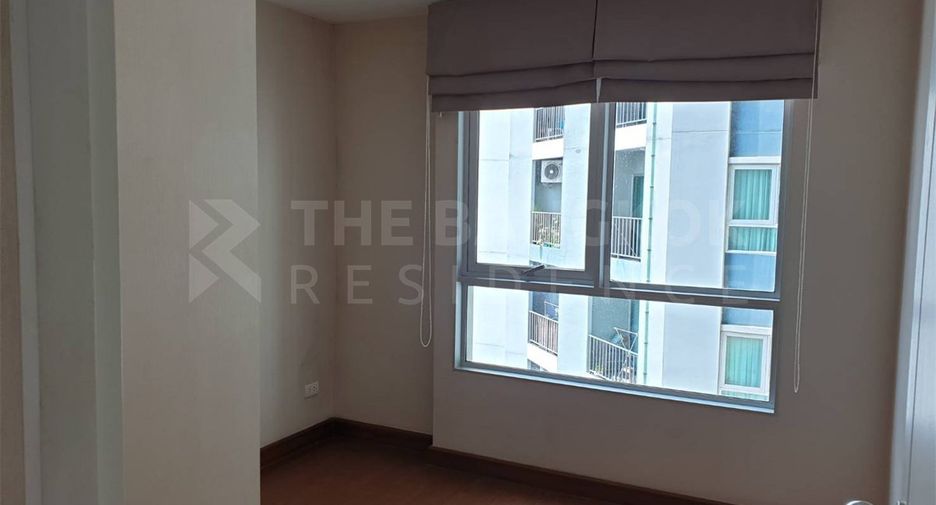 For sale 2 bedrooms condo in Huai Khwang, Bangkok