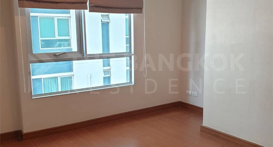 For sale 2 bedrooms condo in Huai Khwang, Bangkok