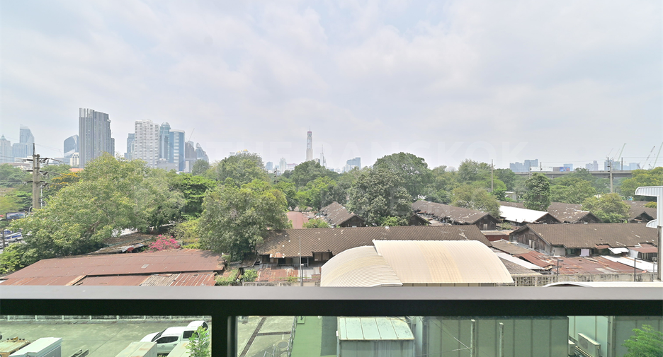 Wohnung zum Kauf mit 2 Zimmer in Watthana, Bangkok