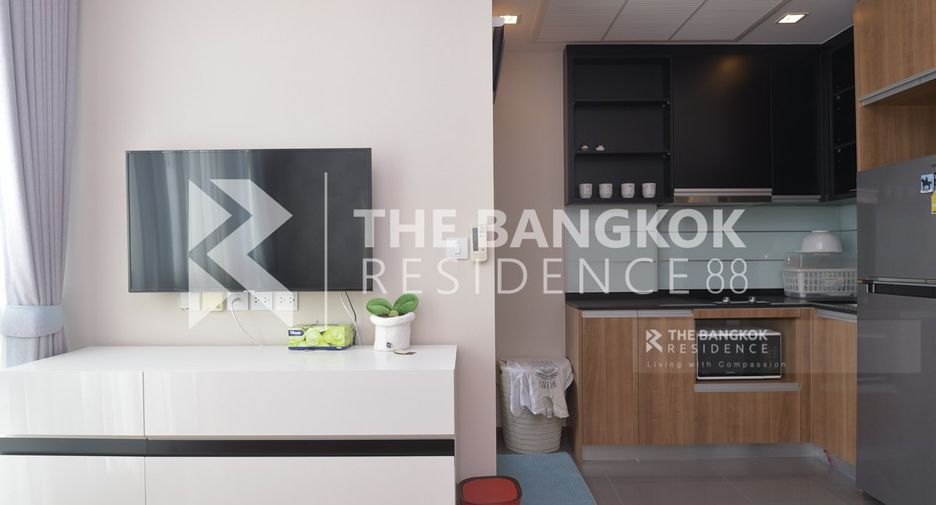 For sale 1 bed condo in Pathum Wan, Bangkok