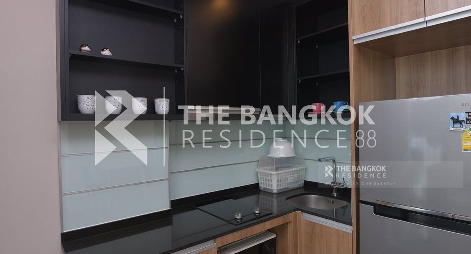 For sale 1 bed condo in Pathum Wan, Bangkok