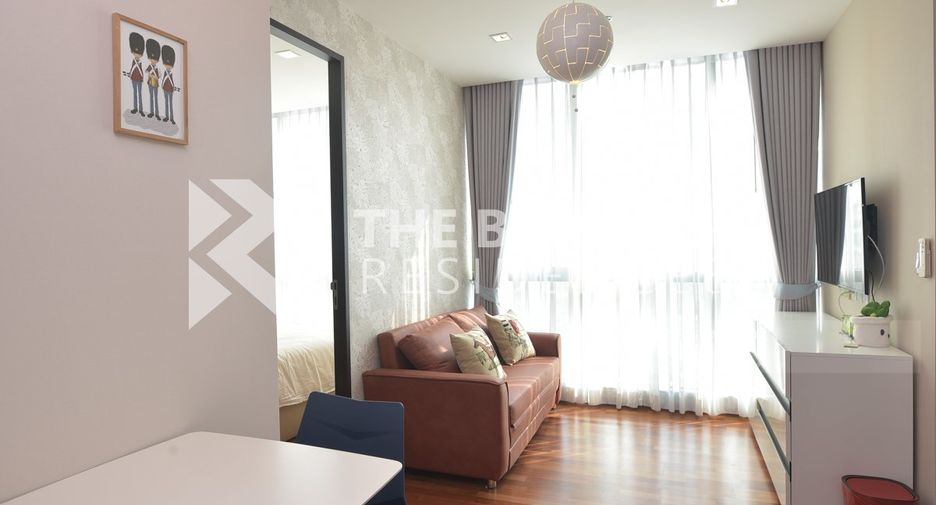 For sale 1 bed condo in Pathum Wan, Bangkok