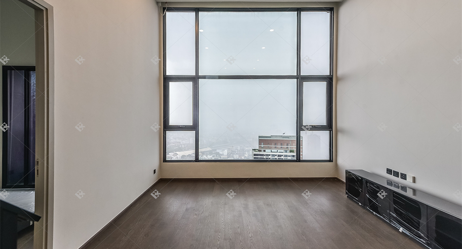 For sale 2 bedrooms condo in Bang Rak, Bangkok
