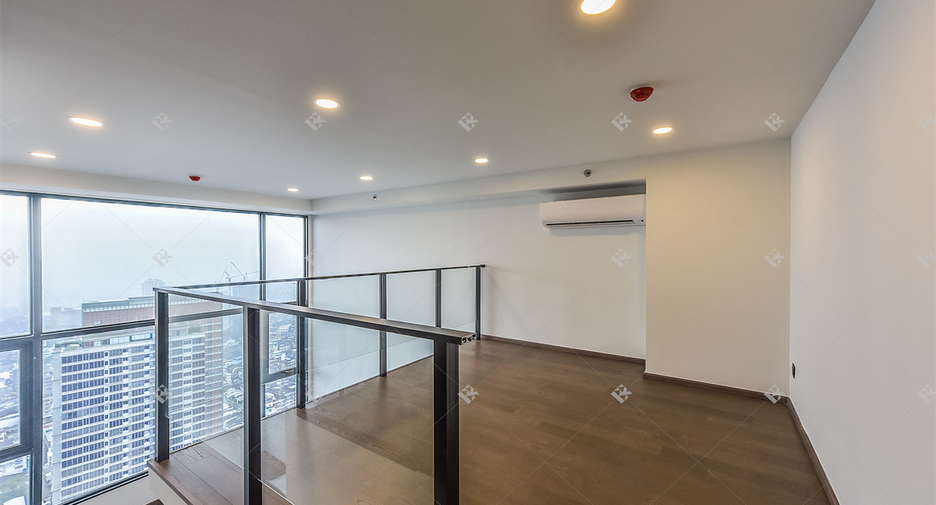For sale 2 bedrooms condo in Bang Rak, Bangkok