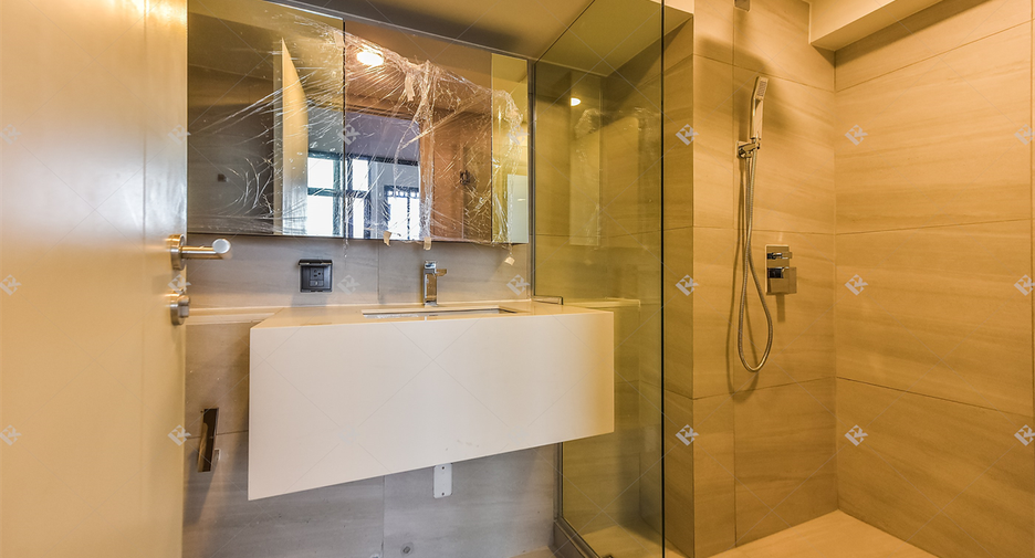 For sale 2 bedrooms condo in Bang Rak, Bangkok