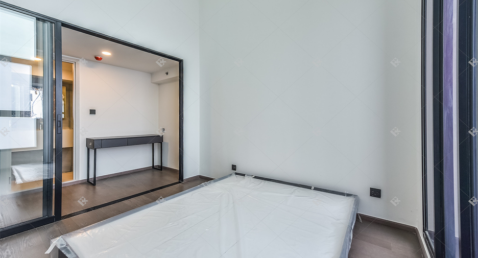 For sale 2 bedrooms condo in Bang Rak, Bangkok