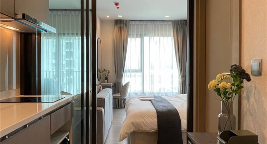 For sale 1 Beds condo in Huai Khwang, Bangkok