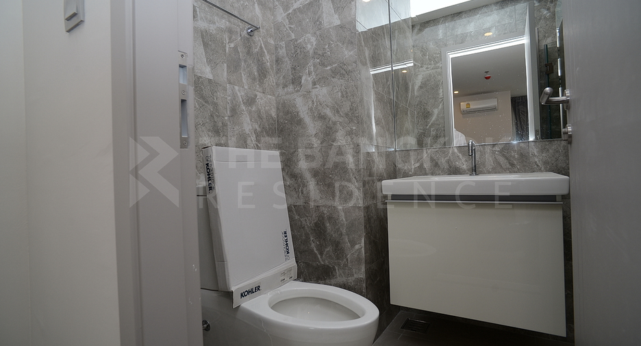À vendre 1 chambre condo à Pathum Wan, Bangkok