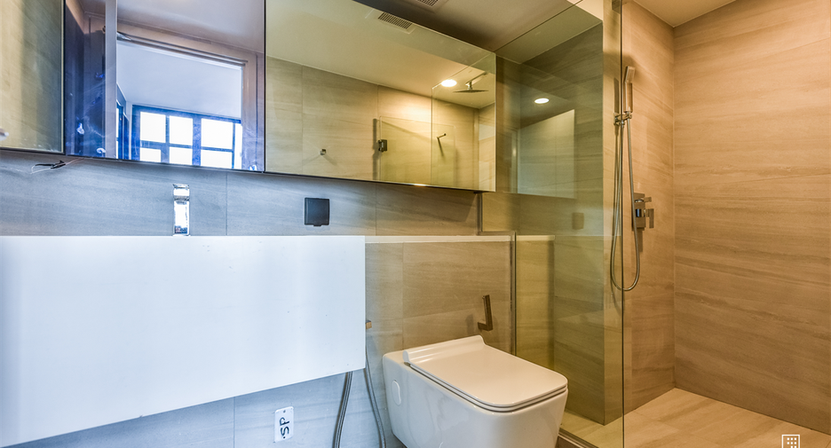 À vendre 2 chambres condo à Bang Rak, Bangkok