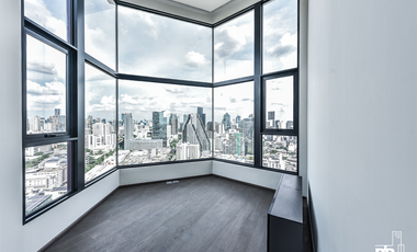 For sale 2 bedrooms condo in Bang Rak, Bangkok