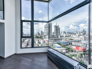 For sale 2 bedrooms condo in Bang Rak, Bangkok