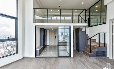 For sale 2 bedrooms condo in Bang Rak, Bangkok