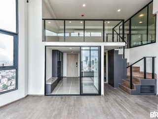 For sale 2 bedrooms condo in Bang Rak, Bangkok