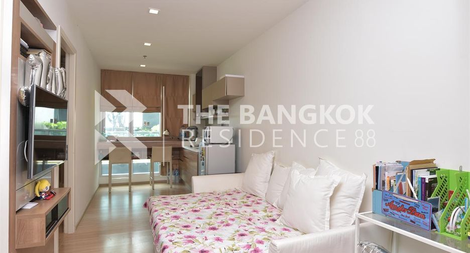 For sale 1 Beds condo in Phaya Thai, Bangkok