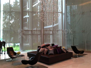 For sale 2 bedrooms condo in Huai Khwang, Bangkok