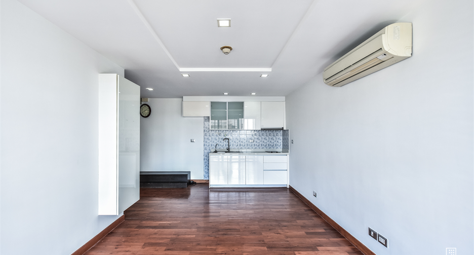 For sale 2 bedrooms condo in Phaya Thai, Bangkok
