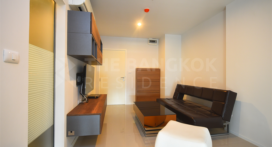 For sale 2 bedrooms condo in Huai Khwang, Bangkok