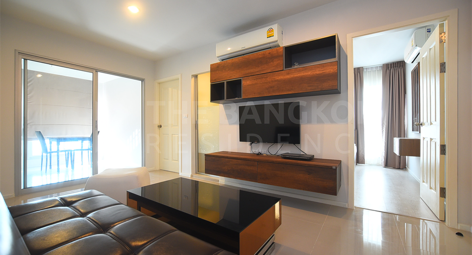 For sale 2 bedrooms condo in Huai Khwang, Bangkok