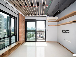 For sale 2 bedrooms condo in Phaya Thai, Bangkok
