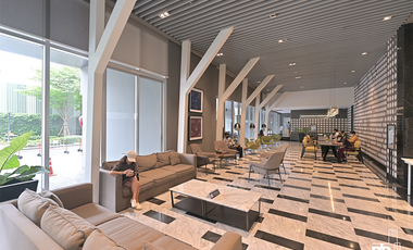 For sale 1 Beds condo in Huai Khwang, Bangkok