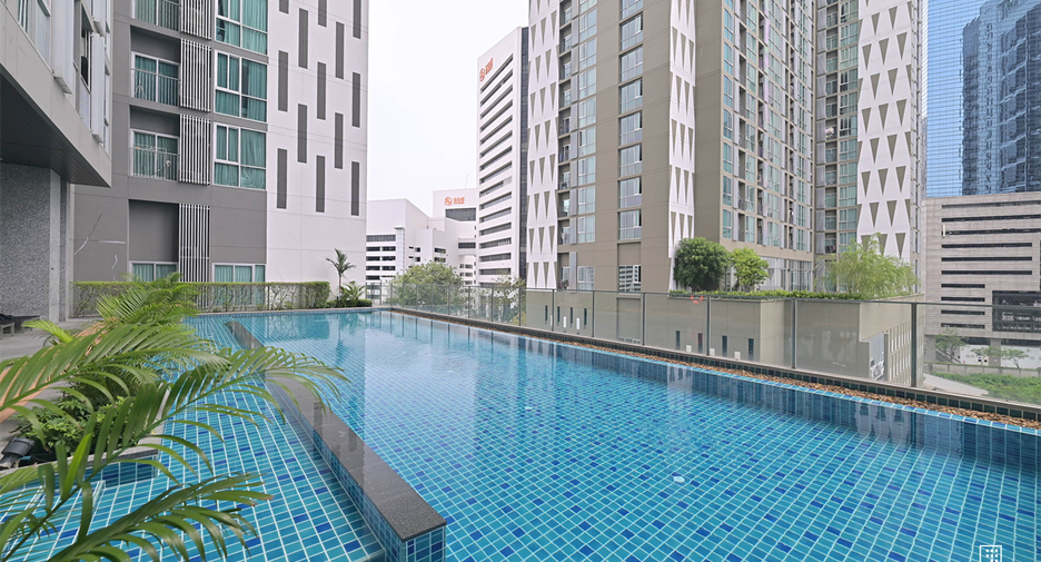 À vendre 1 chambre condo à Huai Khwang, Bangkok